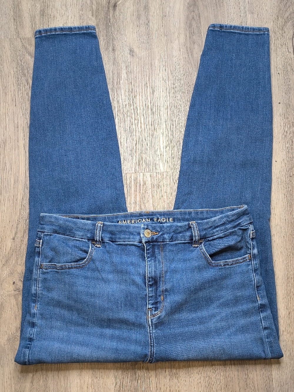 Curvy High Rise Jegging w/29.5" Inseam American Eagle Women's Size 12 Jeans 805